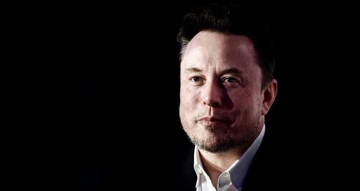Swift Magazine, Elon Musk